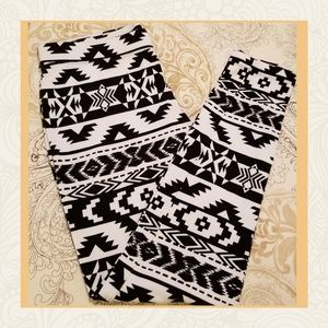 Express Leggings Sz L